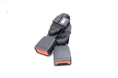 SEAT BELT BUCKLE / RECEIVER (DOUBLE) 17A857739