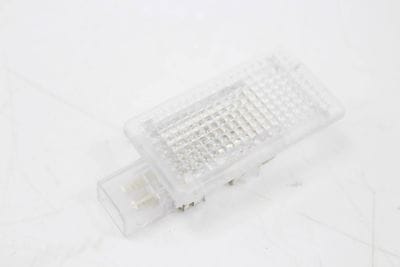 SEAT FOOTWELL / DOOR / TRUNK INTERIOR LIGHT 8E0947101