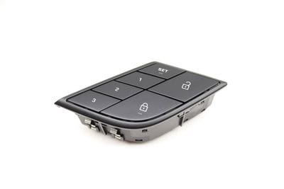 SEAT MEMORY / LOCK / UNLOCK SWITCH