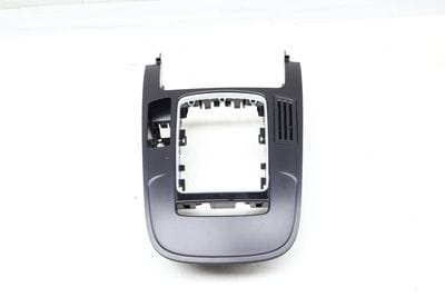SHIFT / SHIFTER BOOT TRIM BEZEL 8K0864261D