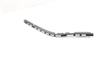 SIDE DOOR RETAINING STRIP / BRACKET (LEFT) 4F0831346E