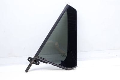Side Door Window Glass 3CM845213