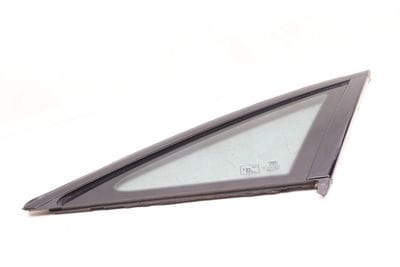 SIDE QUARTER WINDOW / GLASS 4G5845298