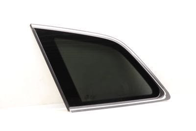 Side Quarter Window / Glass 4M0845297B