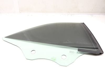 SIDE QUARTER WINDOW / GLASS 8W7845298B