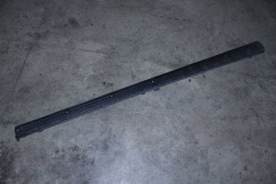 Side Skirt / Rocker Panel Attachment Strip 8V5854535