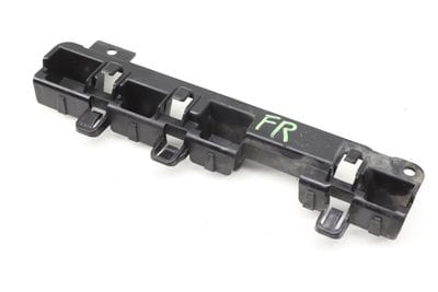 SIDE SKIRT / ROCKER PANEL MOUNT BRACKET 7428036