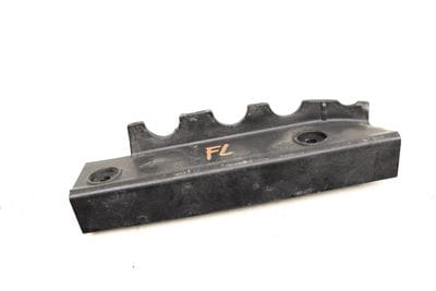 SIDE SKIRT / ROCKER PANEL MOUNT BRACKET 8T0853921