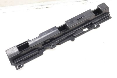 SIDE SKIRT / ROCKER PANEL MOUNT BRACKET (FRONT) 7256915