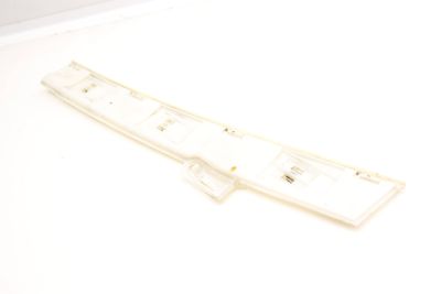 SIDE SKIRT / ROCKER PANEL MOUNT BRACKET (M) 8051949