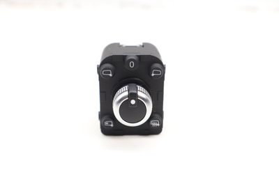 Side View Door Mirror Switch 4M0959565T