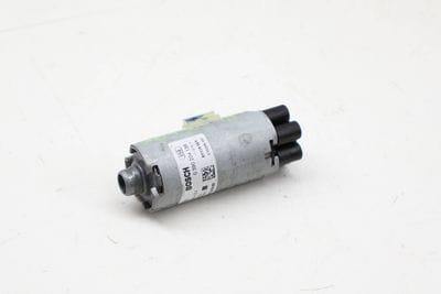 Slide Seat Motor (LONGITUDINAL) 8S8881183A