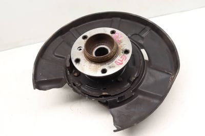 Spindle Knuckle w/ Wheel Bearing 33326774808