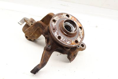 SPINDLE KNUCKLE w/ WHEEL BEARING 5C0407256