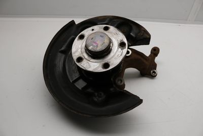 SPINDLE KNUCKLE w/ WHEEL BEARING 5C0505435B