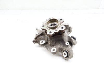 Spindle Knuckle w/ Wheel Bearing 6871029