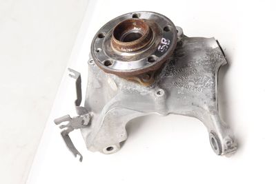 SPINDLE KNUCKLE w/ WHEEL BEARING 8S0407254F