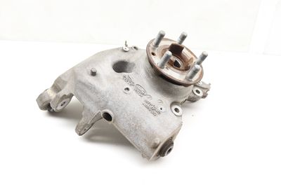 SPINDLE KNUCKLE w/ WHEEL BEARING LR087650