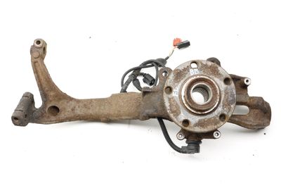 SPINDLE w/ WHEEL BEARING 8D0407257AM