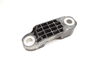 STABILIZER / SWAY BAR MOUNT BRACKET 6861471