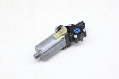 STEERING WHEEL / COLUMN MOTOR