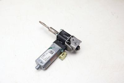 STEERING WHEEL / COLUMN MOTOR (TILT)