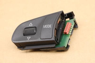 STEERING WHEEL CONTROL BUTTON / SWITCH 4E0951527