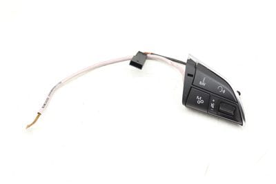 STEERING WHEEL CONTROL BUTTON / SWITCH 4H0951523J