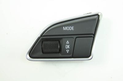 STEERING WHEEL CONTROL BUTTON / SWITCH 4L0951523E