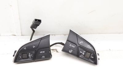 STEERING WHEEL CONTROL SWITCH / BUTTON SET 4M0951523A