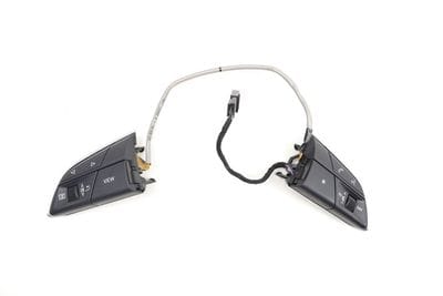 STEERING WHEEL CONTROL SWITCH / BUTTON SET 4M8951523
