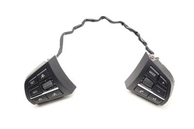 STEERING WHEEL CONTROL SWITCH / BUTTON SET 9270261