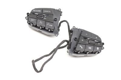 STEERING WHEEL CONTROL SWITCH / BUTTON SET 9873220
