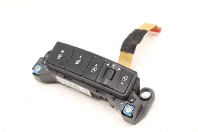 STEERING WHEEL SWITCH / BUTTON 7L6959538