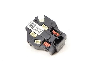 STEERING WHEEL SWITCH CONTROL UNIT 7P6959542