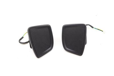 Steering Wheel Tiptronic Shift Paddle / Button Set 82A951523J