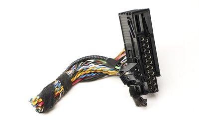 STEREO AMP / AMPLIFIER WIRING  CONNECTOR / PIGTAIL (TOP-HIFI)