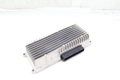 STEREO AMPLIFIER / AMP 8R0035223H