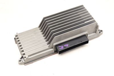 STEREO AMPLIFIER / AMP 8R1035223A