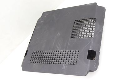 STEREO AMPLIFIER / AMP BRACKET 8S0907390B