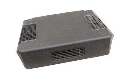 STEREO AMPLIFIER / AMP COVER 8V0863051