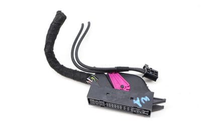 Stereo Amplifier / Amp Wiring Connector Pigtail 5K0971636