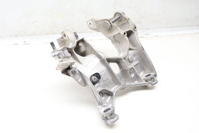 SUBFRAME / SUB FRAME MOUNT BRACKET 80A399296R