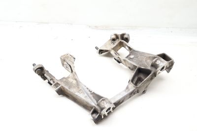SUBFRAME / SUB FRAME MOUNT BRACKET