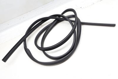 Sun Roof Seal / Weather Stripping (INNER) 4M0877439A