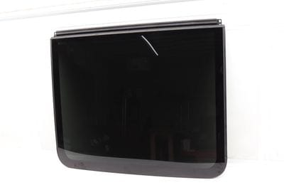 SUNROOF / SUN ROOF GLASS PANEL 8R0877056A