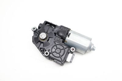 Sunroof / Sun Roof Motor 67617316535