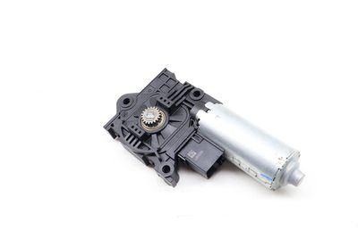 Sunroof / Sun Roof Motor 67617933149