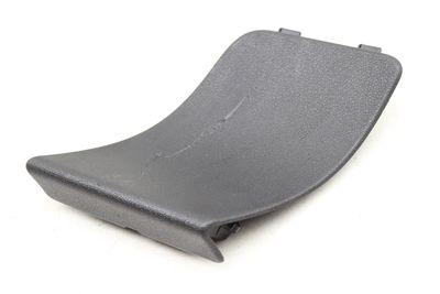 Tail Light Cover / Trunk Panel Trim 8R0867658
