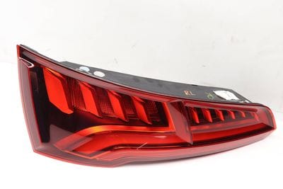 Tail Light / Lamp 80A945093A
